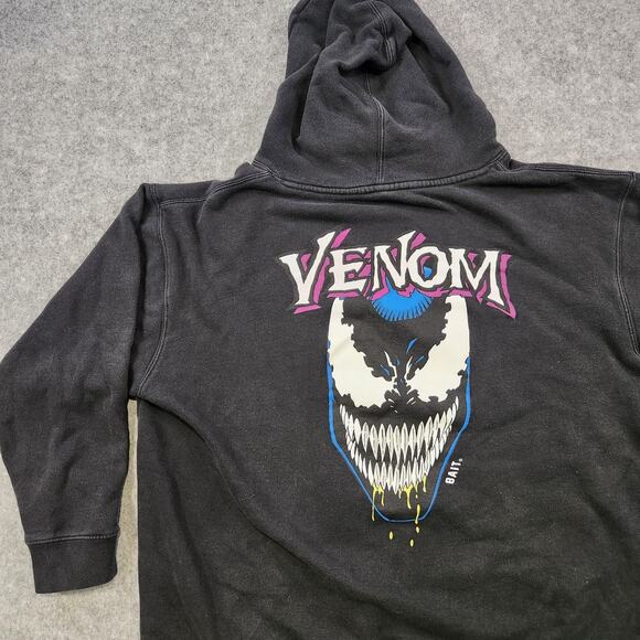 Marvel X Bait Venom Hoodie Mens 2XL Black Spider Pullover Sweatshirt Comic Book - Picture 2 of 14